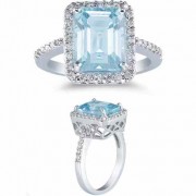 2.70 Carat Aquamarine and 0.28 Carat Diamond Ring