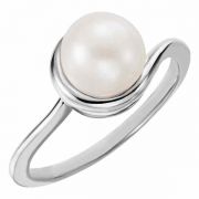 Freshwater Pearl Twist Solitaire Ring in Sterling Silver