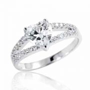 Heart-Shaped CZ Fashion Ring in Sterling Silver