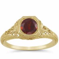 Latticed Antique-Style Filigree Deep Red Garnet Ring 14K Yellow Gold