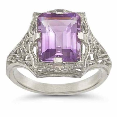 Vintage Emerald-Cut Amethyst Ring in .925 Sterling Silver -  - HGO-E5AMSS