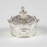 Silver Crown Box w/(13 Piece) Arras Coin Set Silver Crown Box w/(13 Piece) Arras Coin Set
