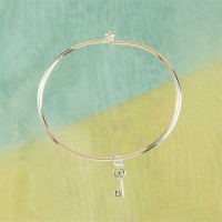 Bracelet Silver Plated Key To Happiness Bangle