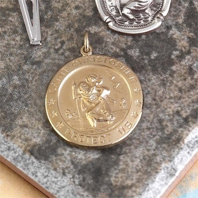 Necklace Gold Plated Round Saint Christopher Medal 24 inch Chain - 714611136910 - 36-8946P