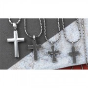 Necklace Medium 3d Cross Pewter Satin, Deluxe Box