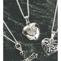 Necklace Sterling Silver Etched Heart Locket 18 Inch Deluxe Box