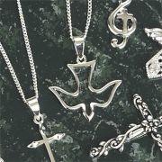 Necklace Sterling Silver Open Descending Dove 18 Inch Deluxe Box
