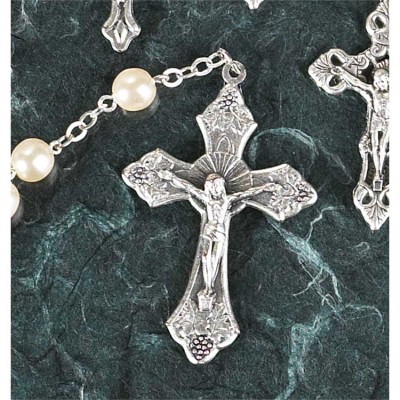 Rosary Beads Ivory Pearl Romangna 7mm Deluxe Box - 714611089070 - 32-0811 Rosary Beads Ivory Pearl Romangna 7mm Deluxe Box - 714611089070 - 32-0811
