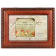 GRANDDAUGHTER WG MUSIC BOX