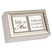 PETITE MUSIC BOX MR AND MRS FOREVER PETITE MUSIC BOX MR AND MRS FOREVER