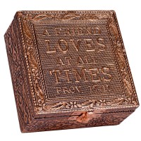 A FRIEND LOVES AT