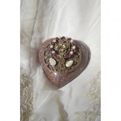 Heart Paperweight Flower - Magenta and Faux Pearl Stones - - sspw15000 Heart Paperweight Flower - Magenta and Faux Pearl Stones - - sspw15000