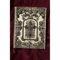 Urbino KJV Jeweled Bible with Faceted Garnets & Pearls