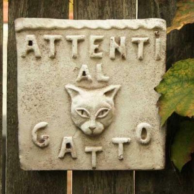 Beware Of Cat Plaque Fiber Stone Resin In/Outdoor Wall Mount Statue -  - FS59212