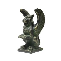 Defending Griffin 10 Fiber Stone Indoor/Outdoor Garden Statue