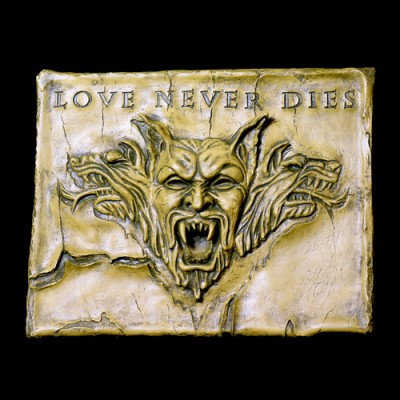 Love Never Dies Plaque Fiberglass Indoor/Outdoor Garden Statue -  - F7146