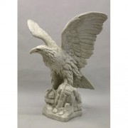 Eagle Facing Right Fiberglass Resin Indoor/Outdoor Statue/Sculpture