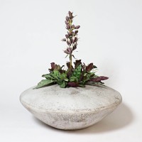 Blane Pot Fiber Stone Indoor/Outdoor Garden / Patio Statue