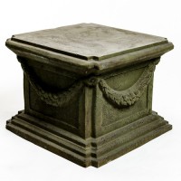 Alessa B Stand Pedestal Statue Display Base/Riser 16in. - Fiberglass