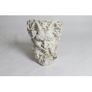 Man Of Seasons Planter 21in. Fiberglass Resin Indoor/Outdoor Garden / Patio