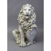 Richelieu Lion-Left 26in. Fiberglass Resin Indoor/Outdoor Garden
