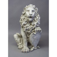 Richelieu Lion-Left 26in. Fiberglass Resin Indoor/Outdoor Garden