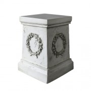 Wreath Pedestal 18in. Fiberglass Resin Indoor/Outdoor Garden