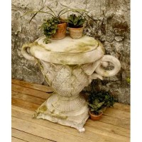 Crimson Table 31in. Fiberglass Resin Indoor/Outdoor Garden Statue