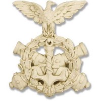 Medal Of Honor 21in. - Fiberglass Resin - Indoor/Outdoor Garden Statue
