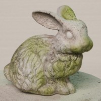 Bumper Bunny Fiberglass Resin Indoor/Outdoor Garden Statue/Sculpture