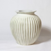 Ribbed Cut Off Pot Fiberglass Resin Indoor/Outdoor Garden / Patio Statue