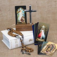 Portable Altar Kit (6.25" x 4.5" x 2")